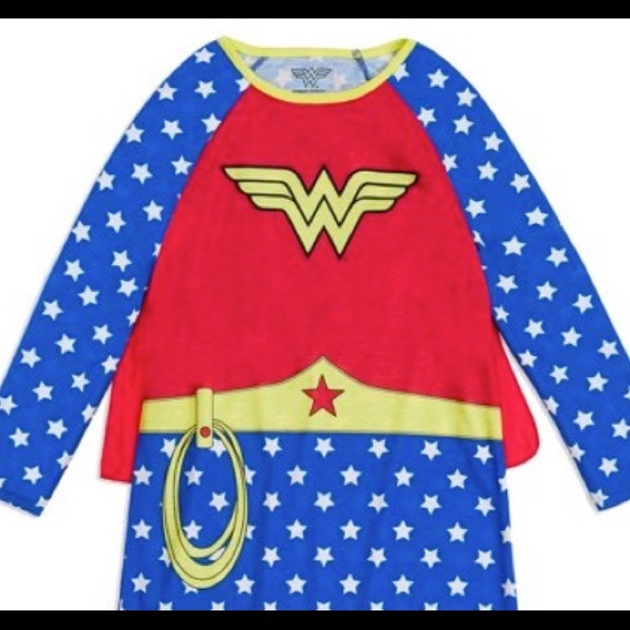 DC Comics | Pajamas | Nwt 6 6x Cape Wonder Woman Nightgown Pajamas Fall ...
